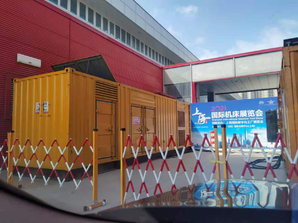 安图发电车出租-发电机无电压或电压太低怎么办?
