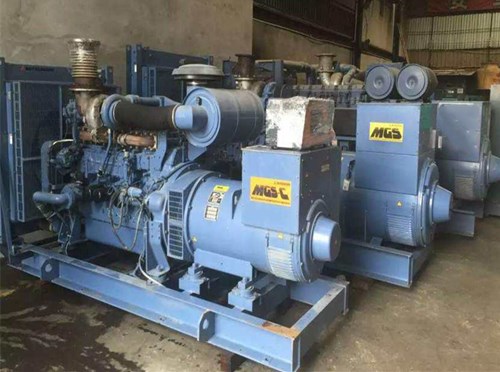 安图发电机组带负载降电压是什么原因照成的？