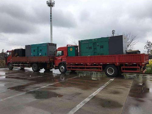 安图涂抹密封胶后，需要等待多长时间才能安装水冷式机油散热器密封件？